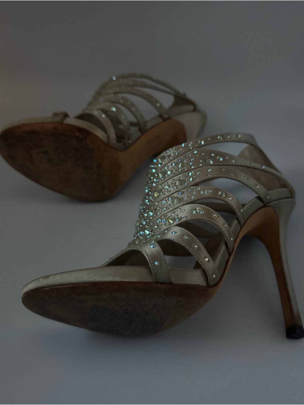 Gucci Swarovski Crystal-Embellished Gold Open-Toe Heels - Picture 6 of 8